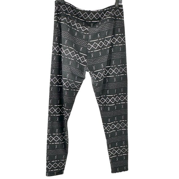 LuLaRoe Leggings Womens Tall and Curvy Black White Geometric Print Stretchy Soft - Picture 2 of 9